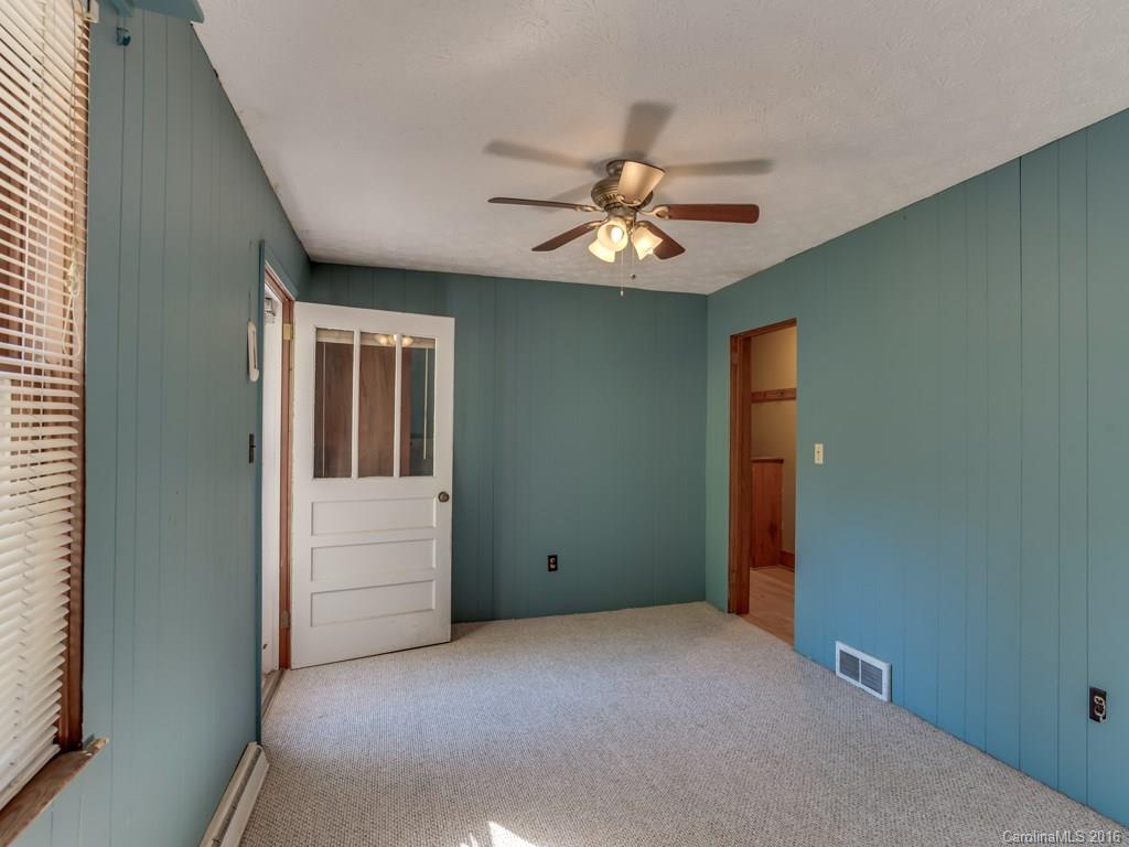 Royal Pines - Residential