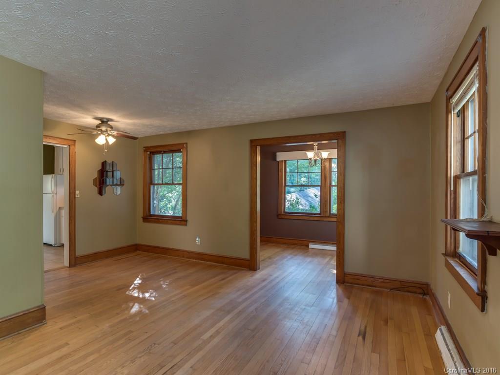 Royal Pines - Residential