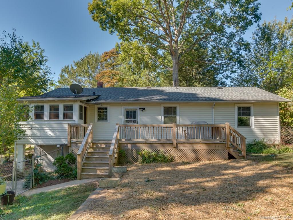 Royal Pines - Residential