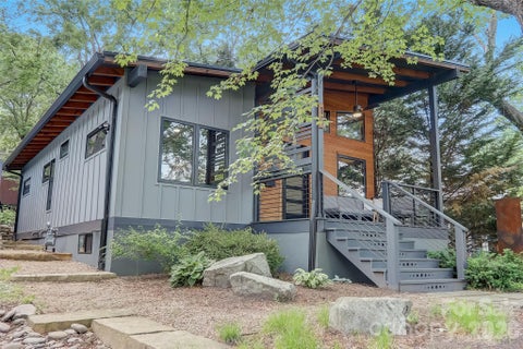 Photo of 10 Cornelia Street, Asheville, NC 28801 (MLS # 4429143)