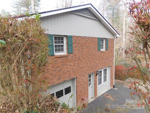 A home in Hendersonville