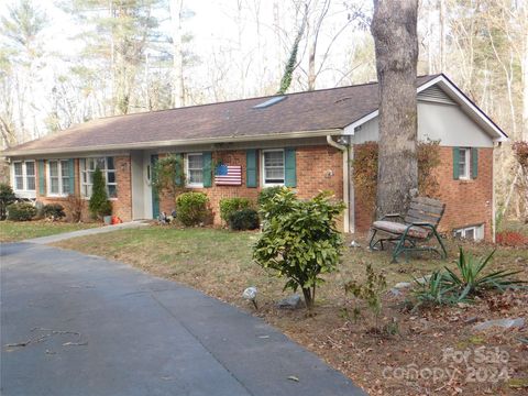 A home in Hendersonville