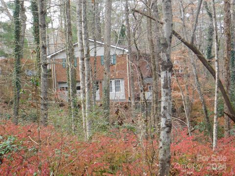 A home in Hendersonville