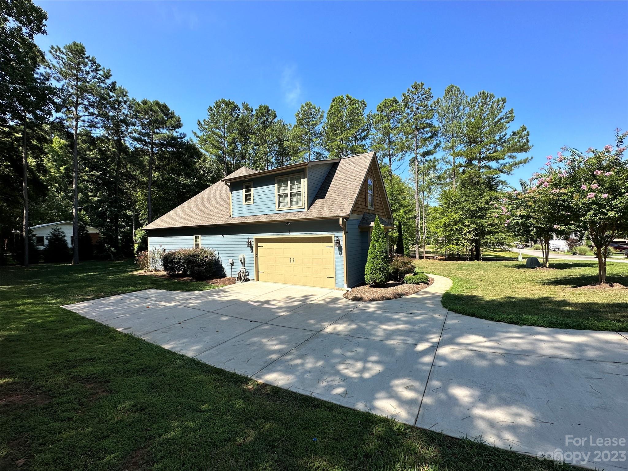 Amandine - Residential Lease