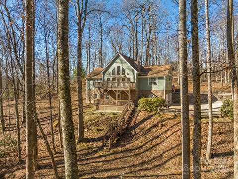 A home in Hendersonville