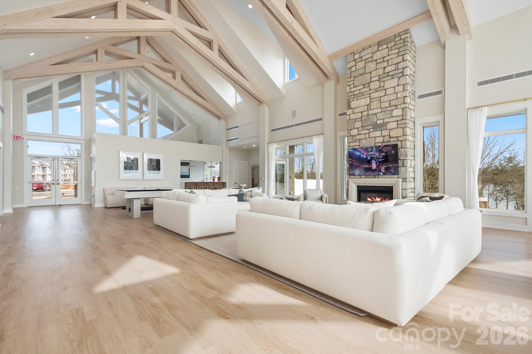 Lakeside Pointe - Residential