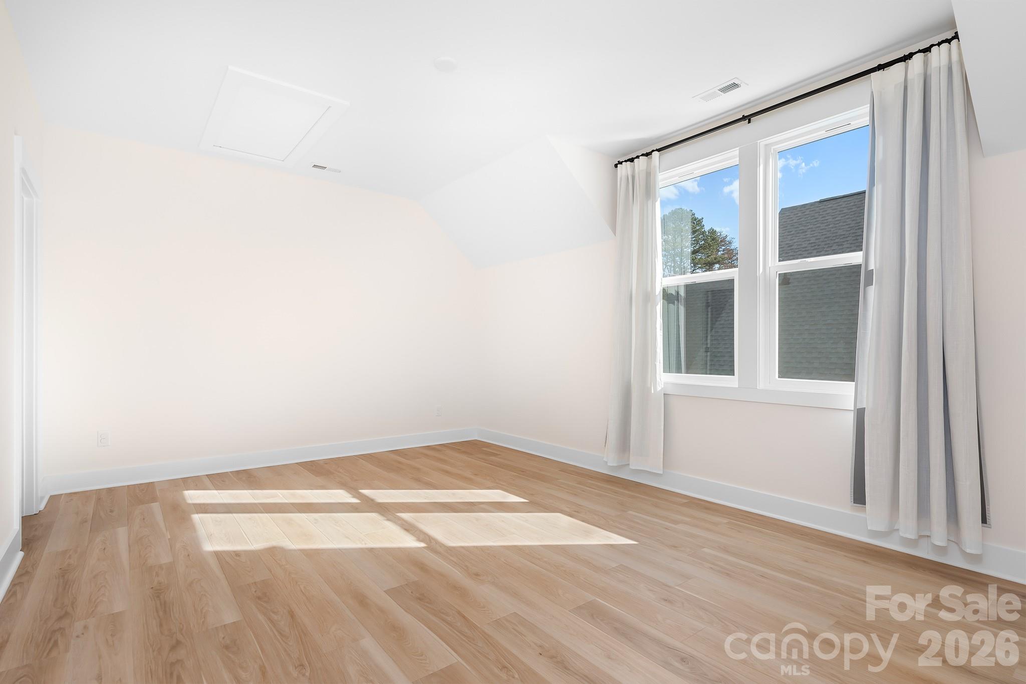 Lakeside Pointe - Residential