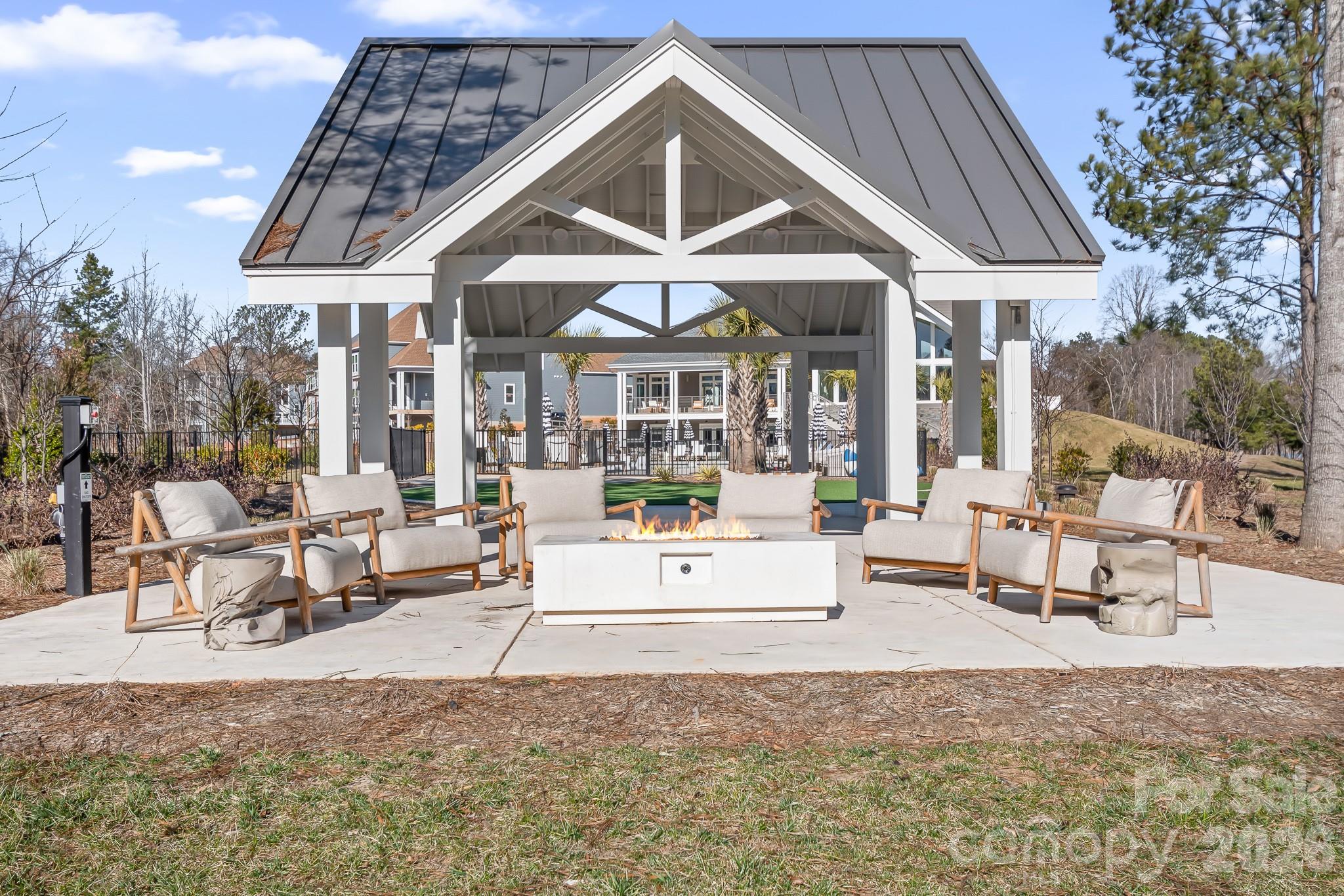 Lakeside Pointe - Residential