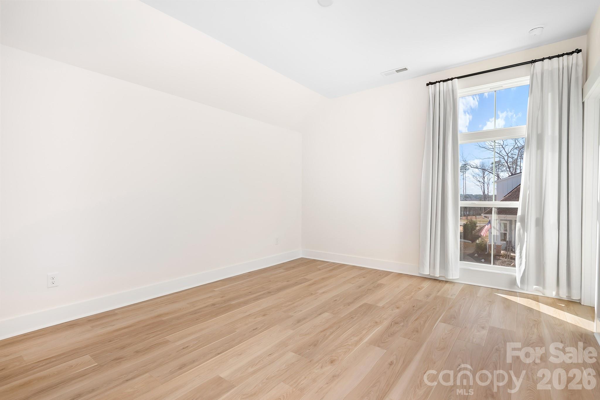 Lakeside Pointe - Residential