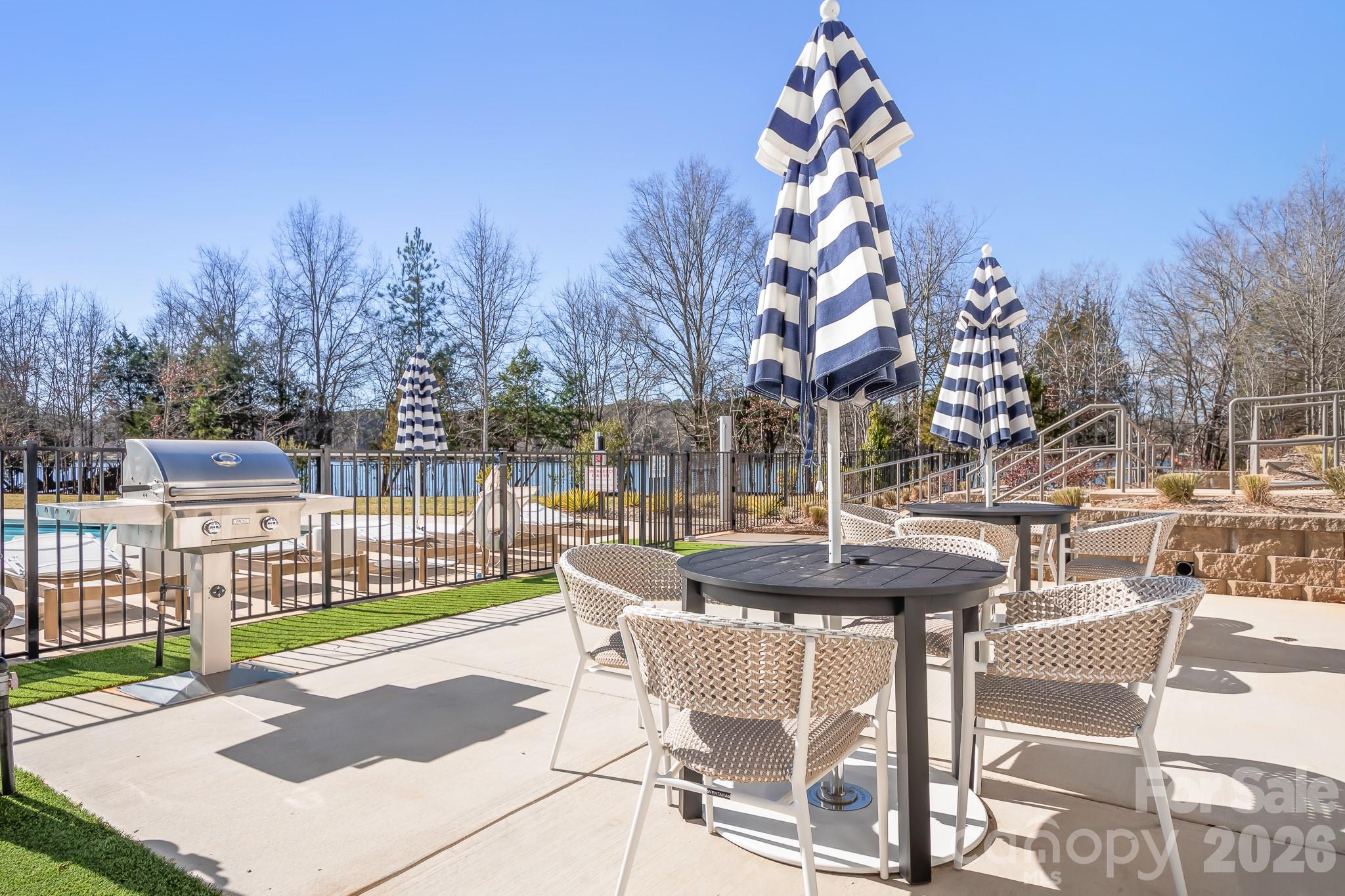 Lakeside Pointe - Residential