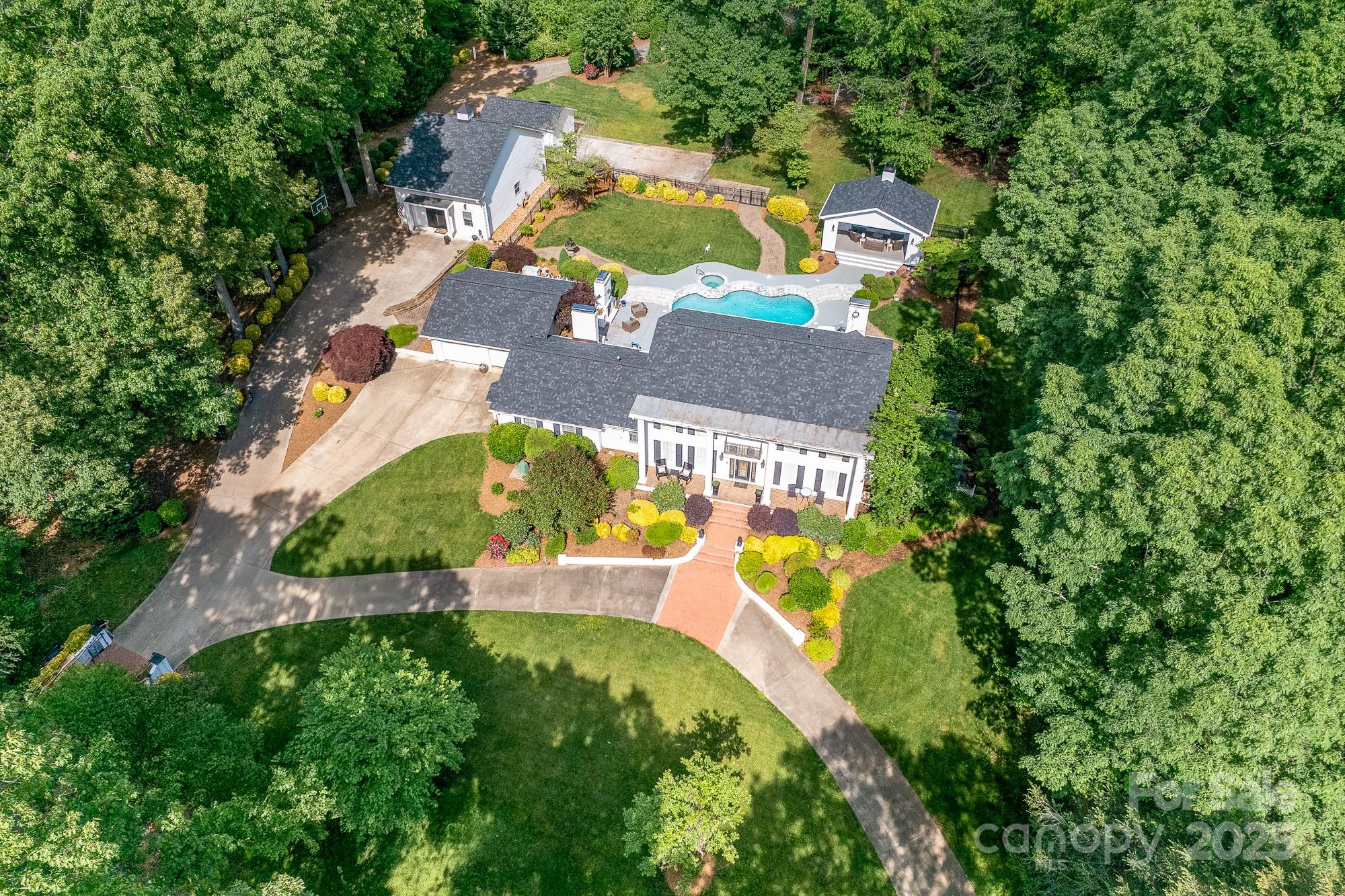 707 Saint Cloud Drive