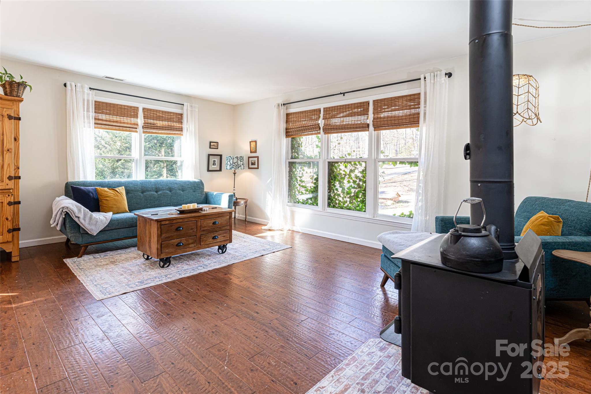 170 Hillcrest Drive