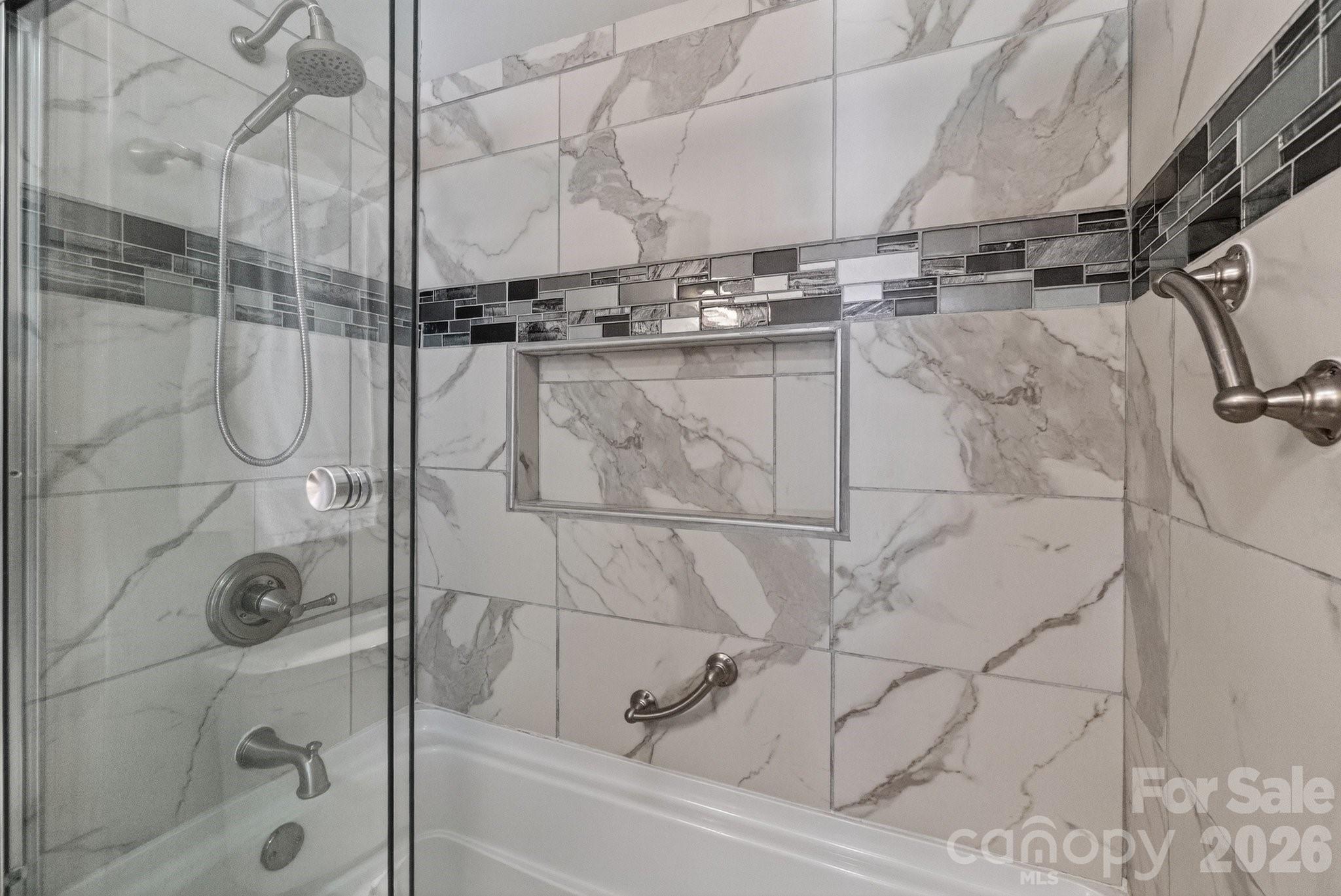 Dixie Shores - Residential