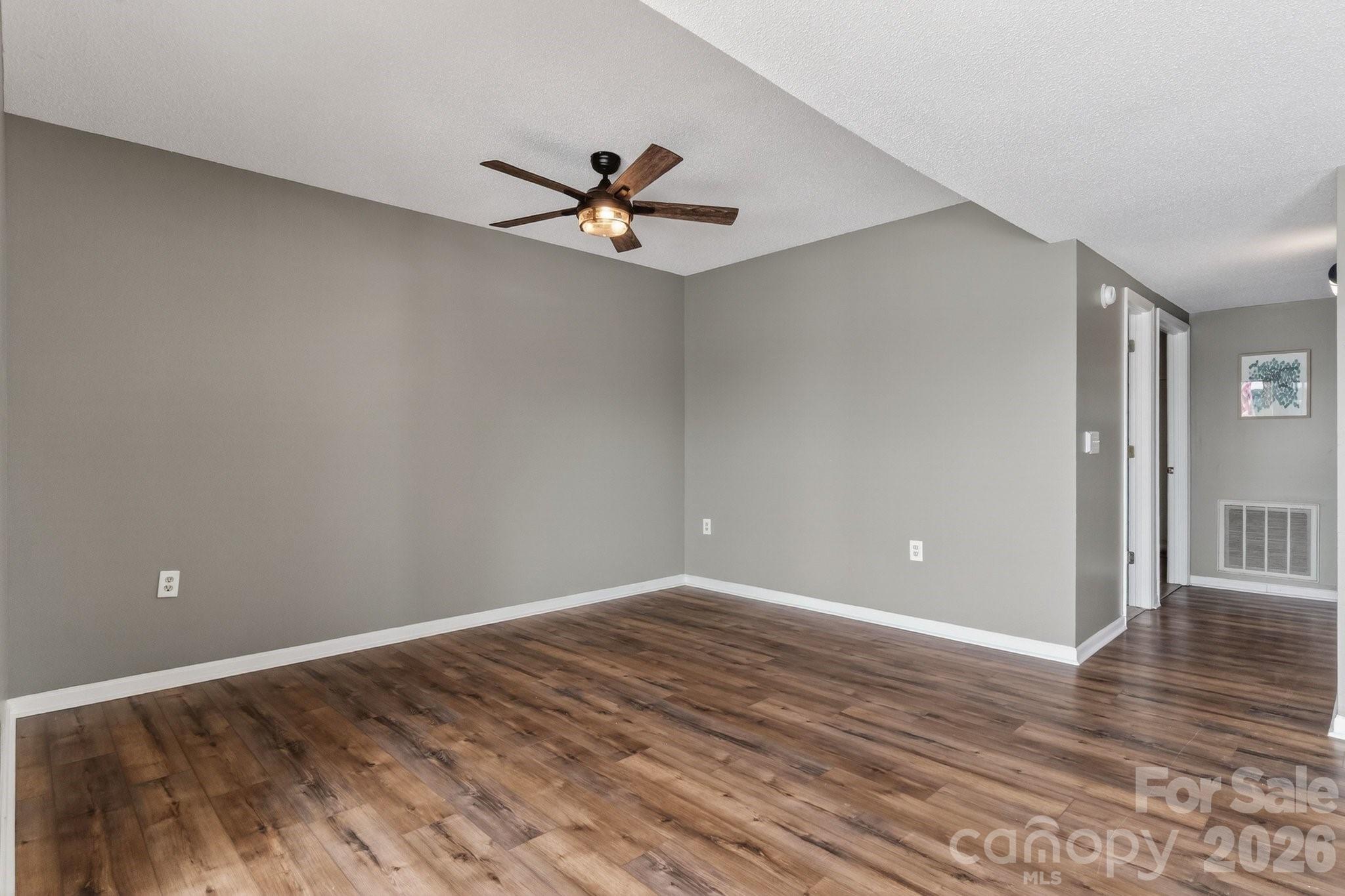 Dixie Shores - Residential