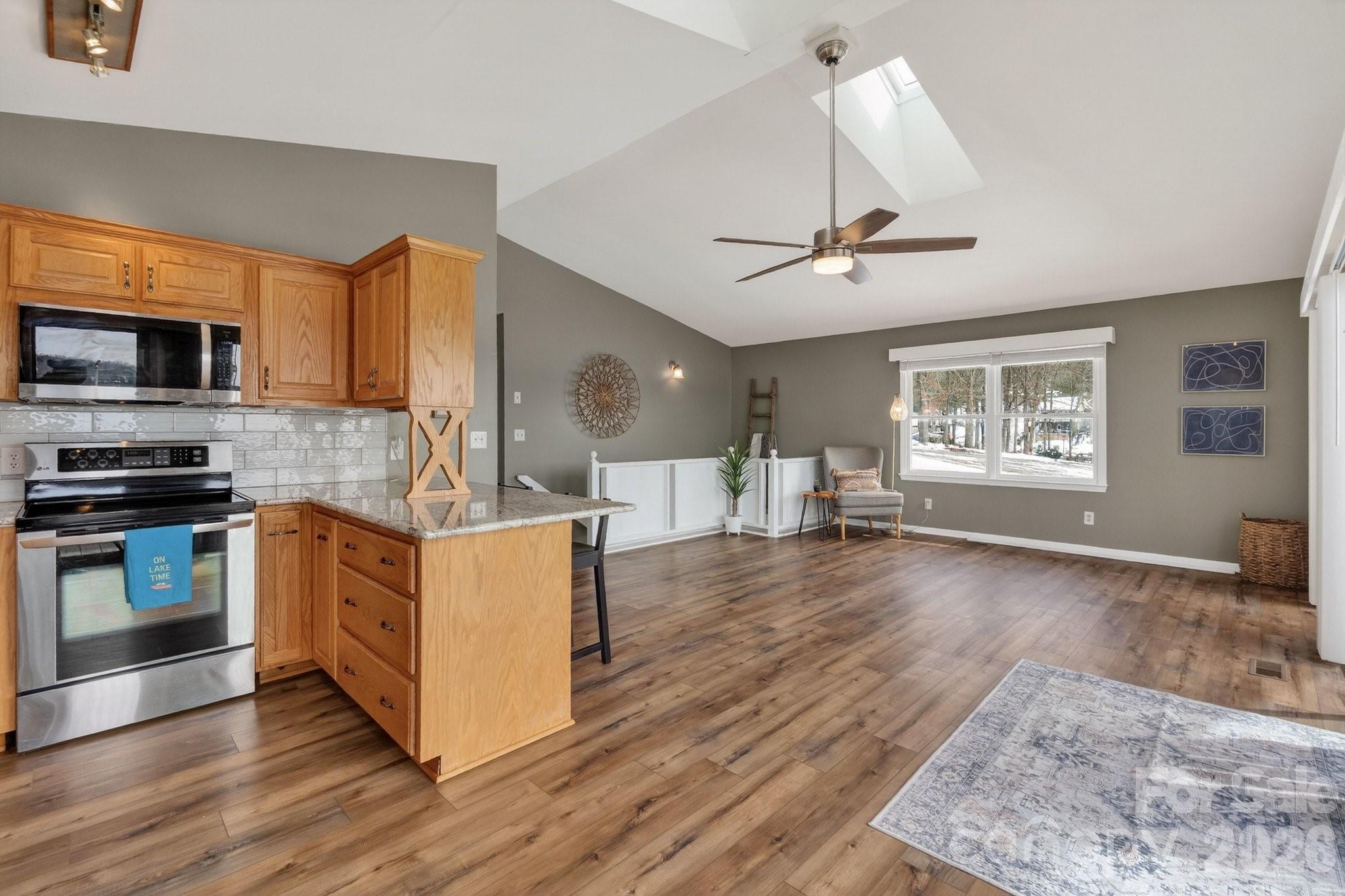 Dixie Shores - Residential