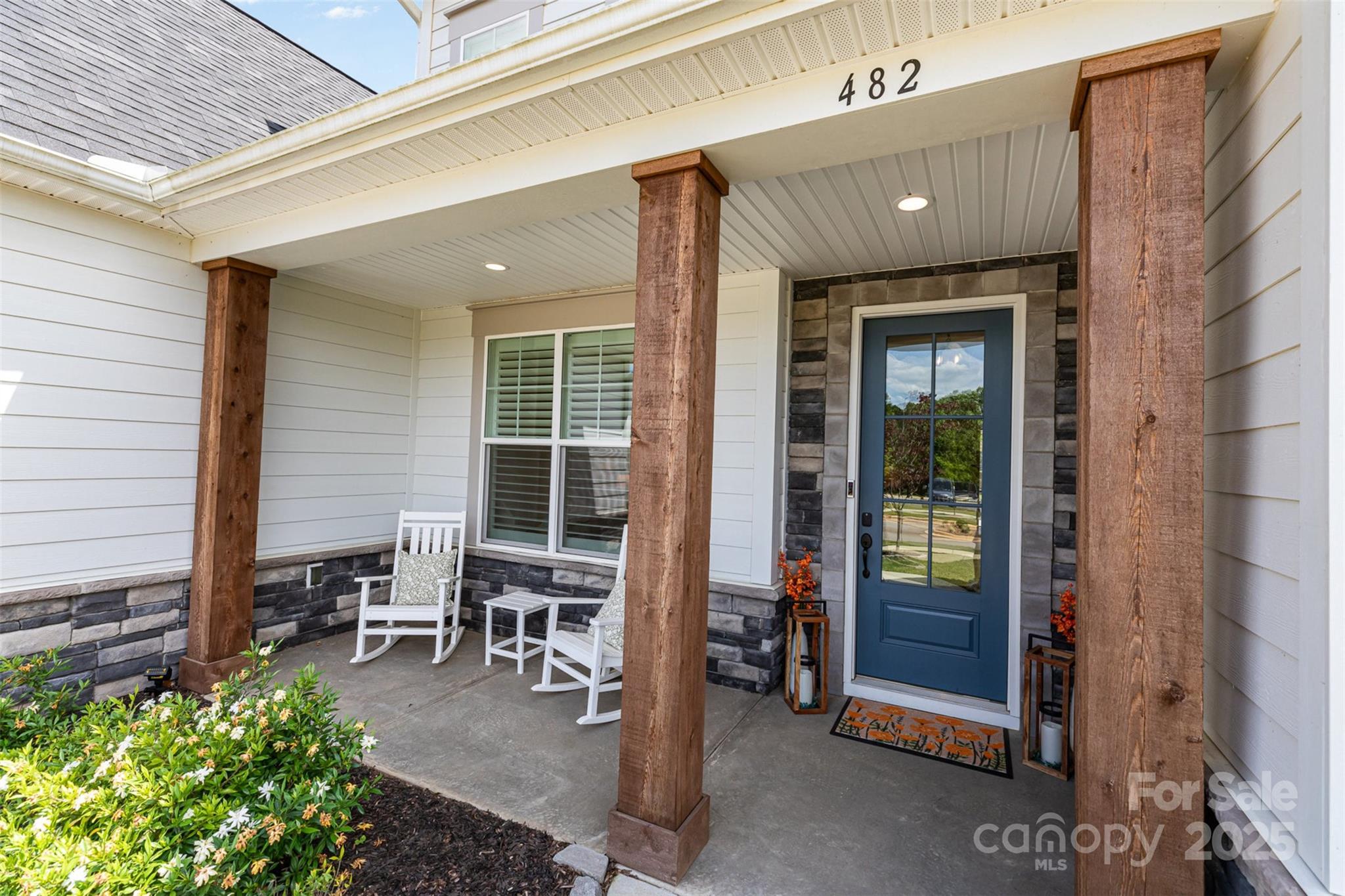 482 Lucky Drive NW