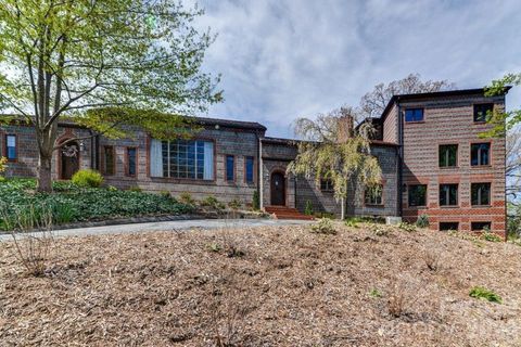 Photo of 24 Kimberly Avenue, Asheville, NC 28804 (MLS # 4373519)