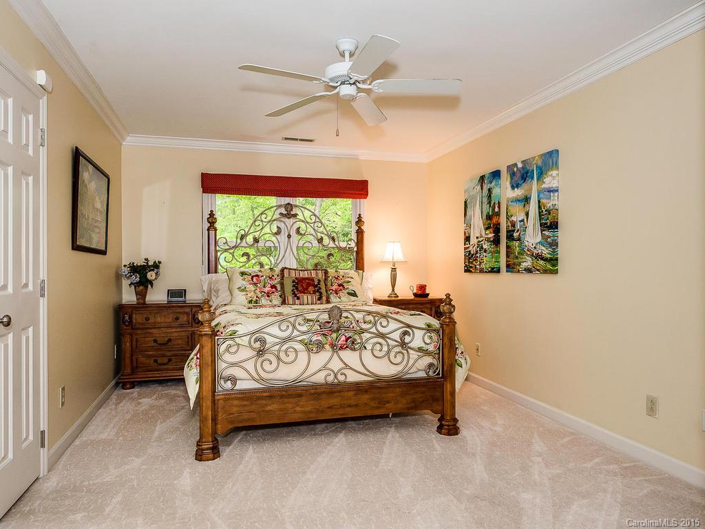 Carsons Pond - Residential