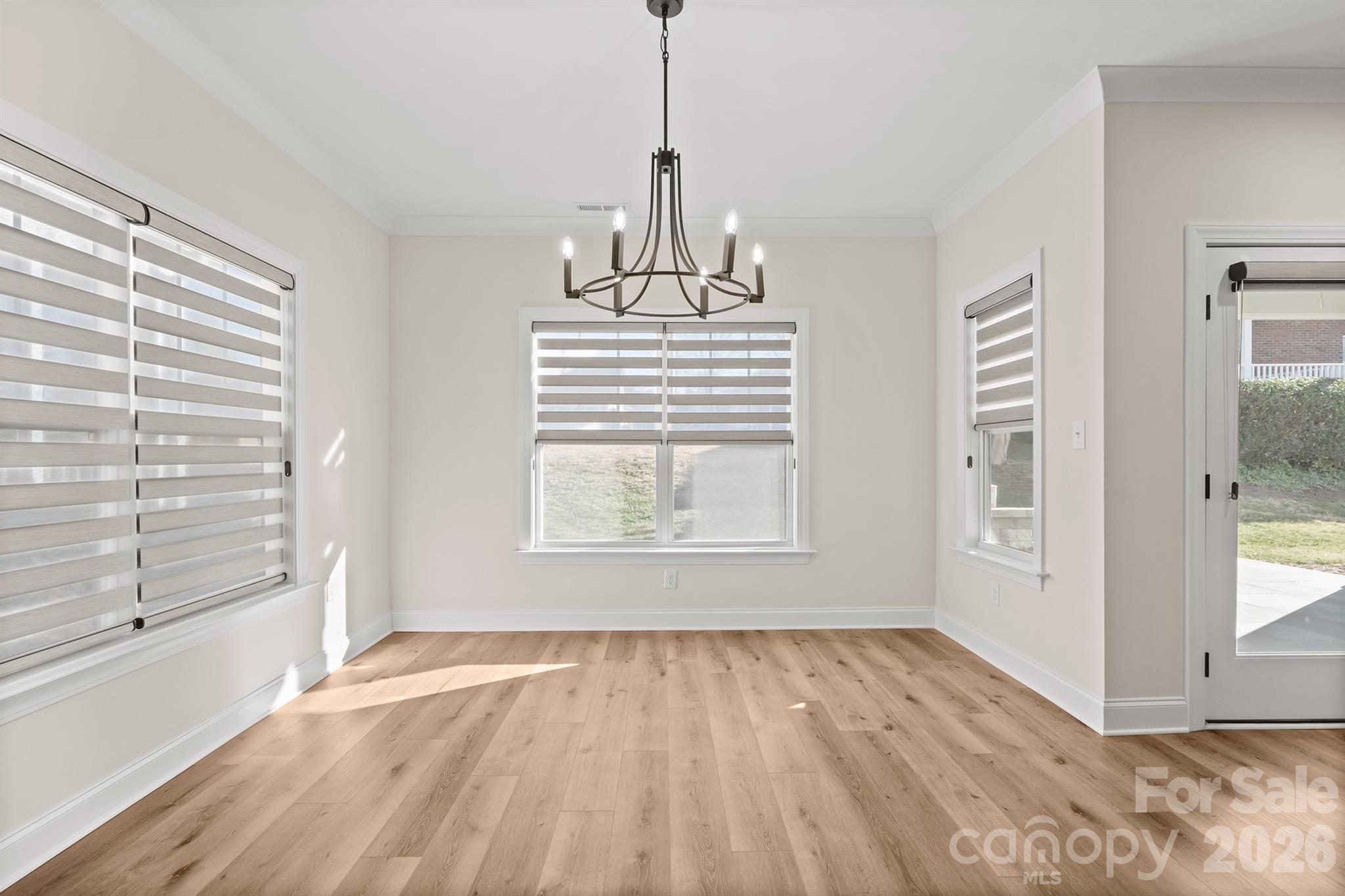 MAGNOLIA GLEN - Residential