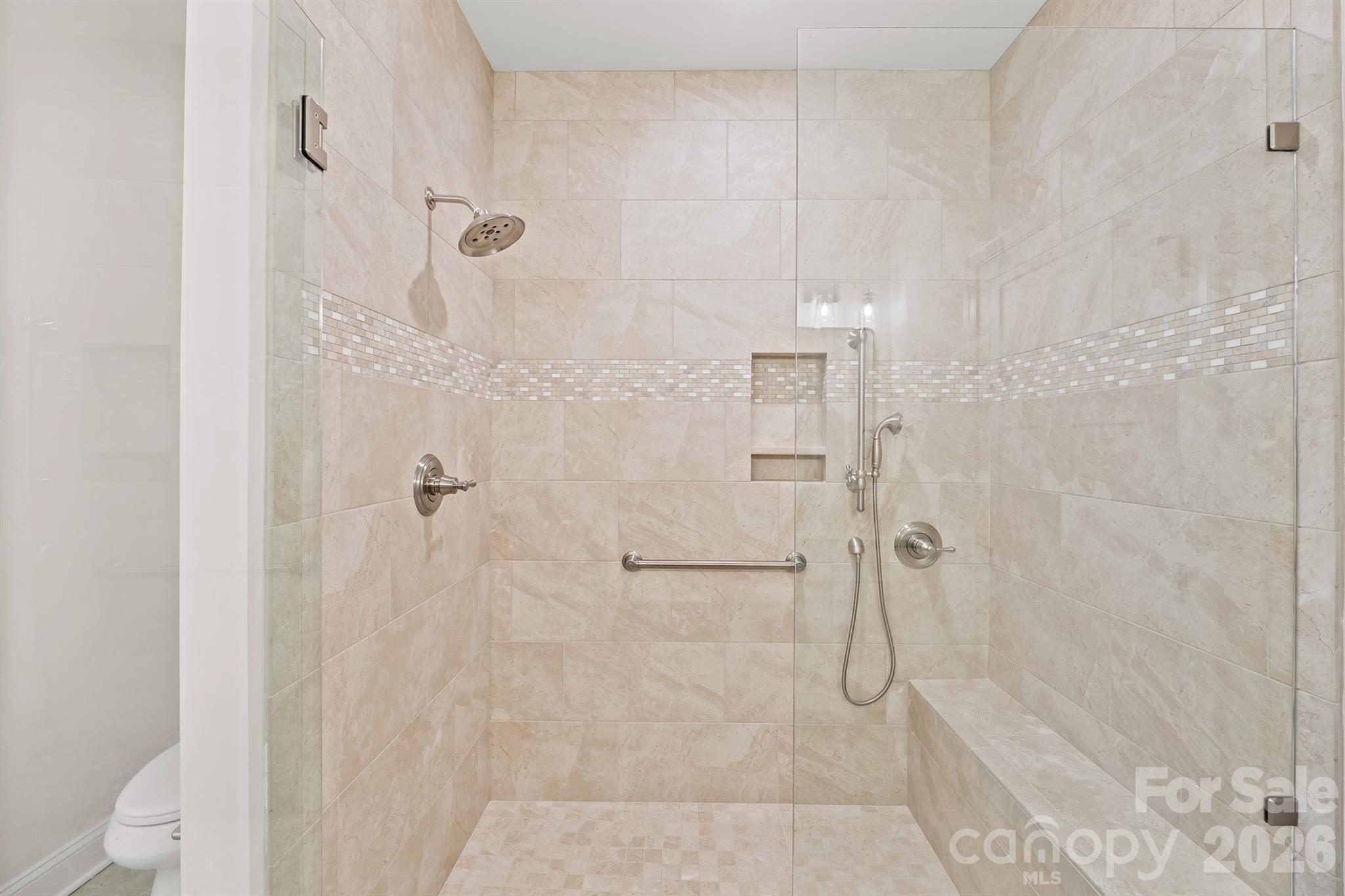 MAGNOLIA GLEN - Residential