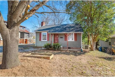 A home in Hickory