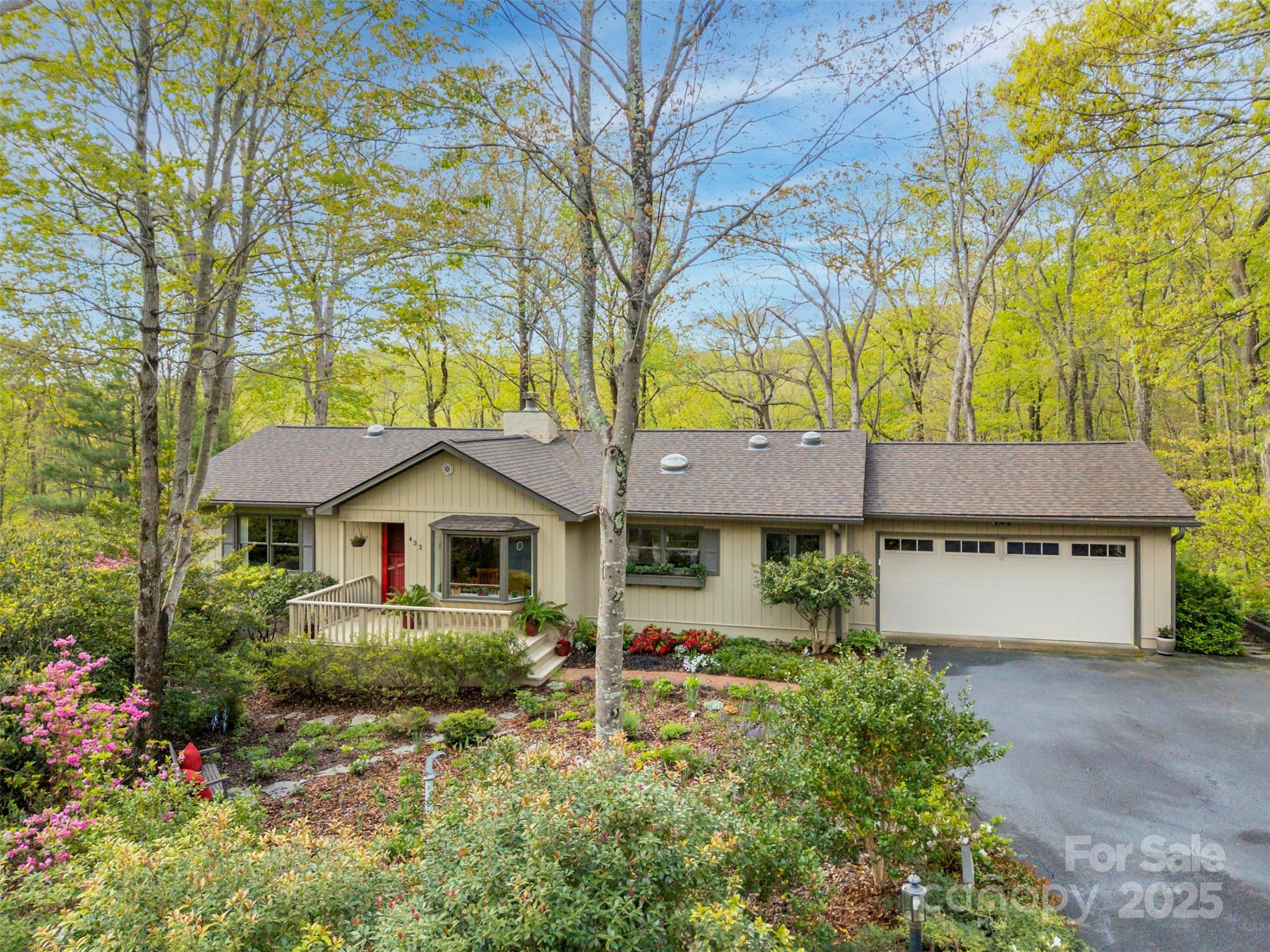 432 Dogwood Trail
