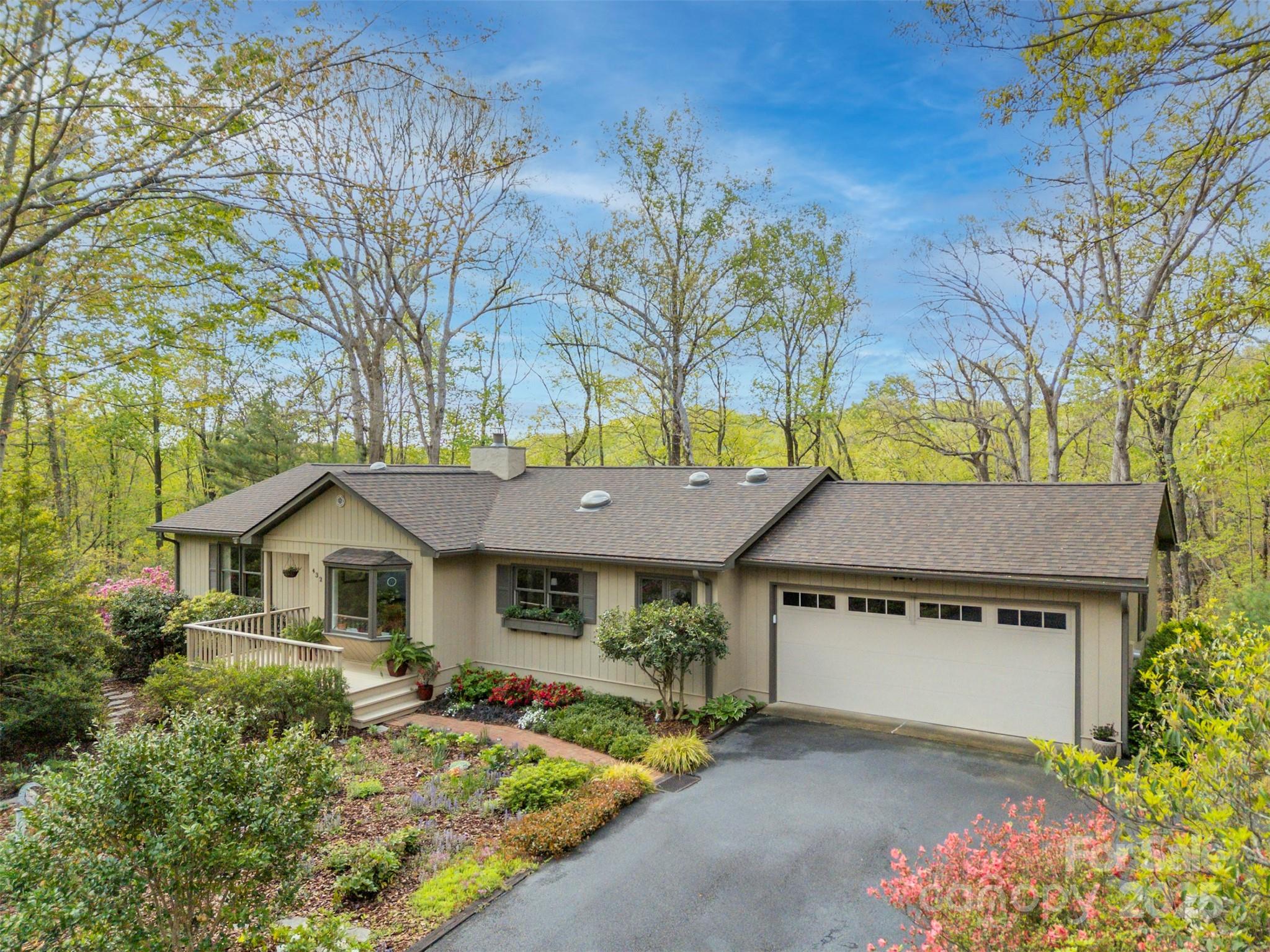 432 Dogwood Trail