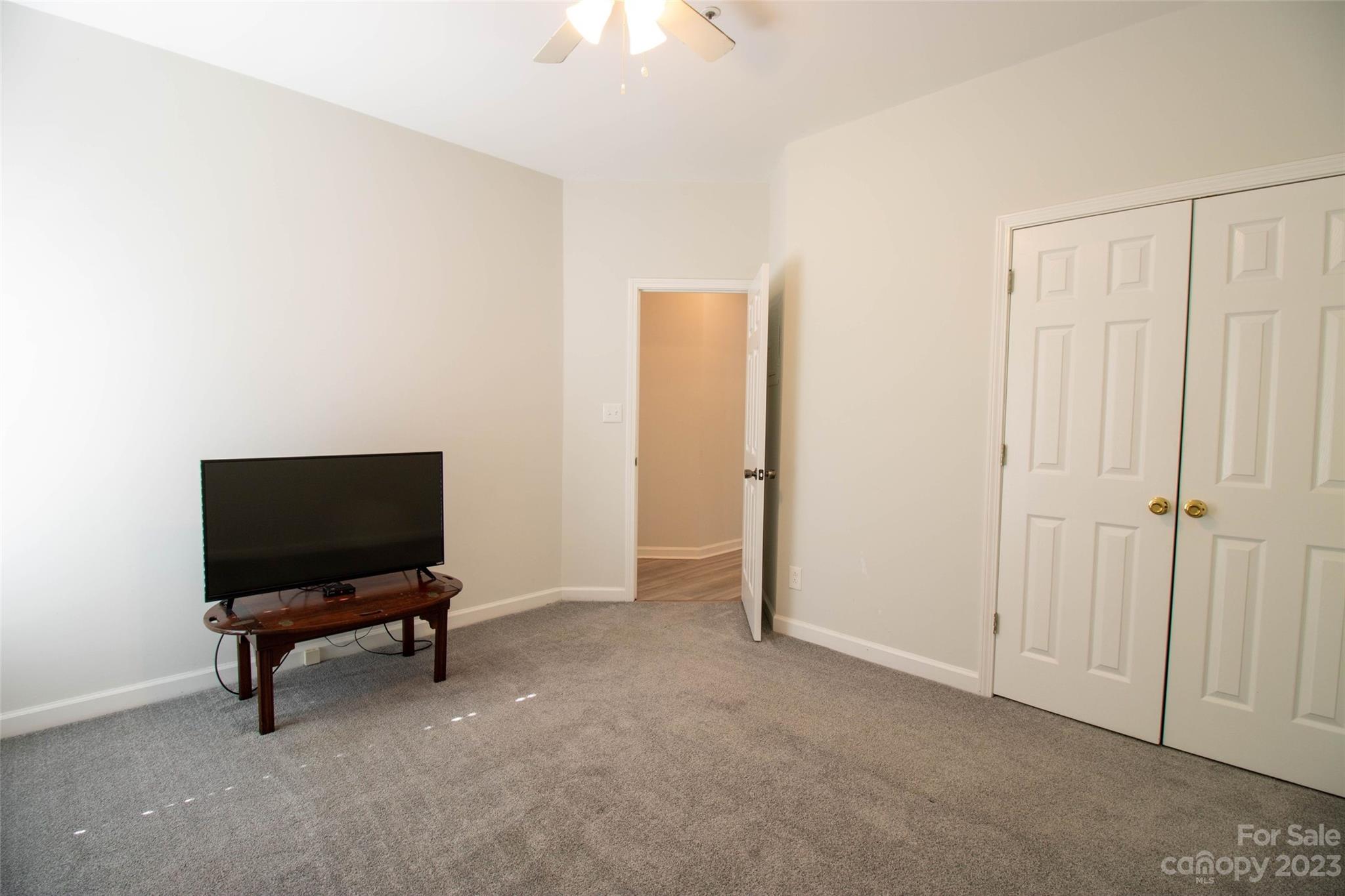 Vineyard Point - Residential