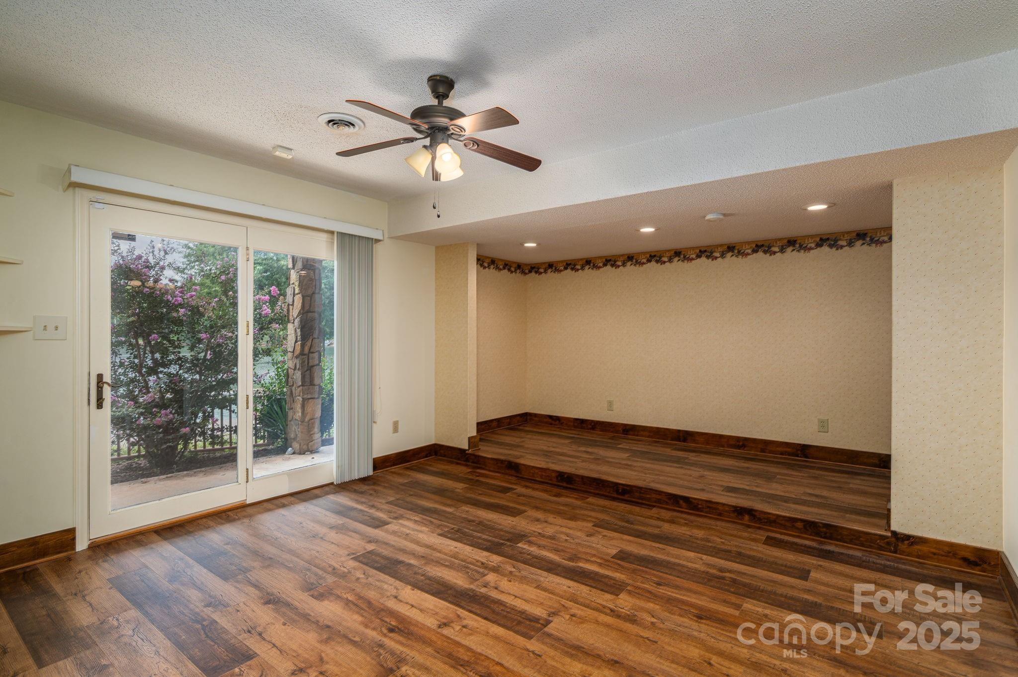 Crescent Land & Timber - Residential