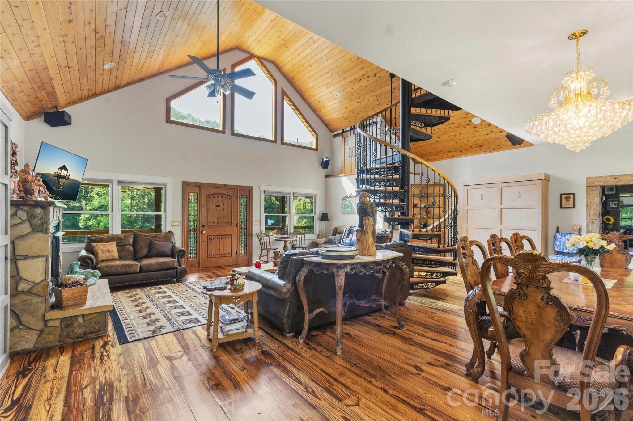 2533 Coopers Creek Road
