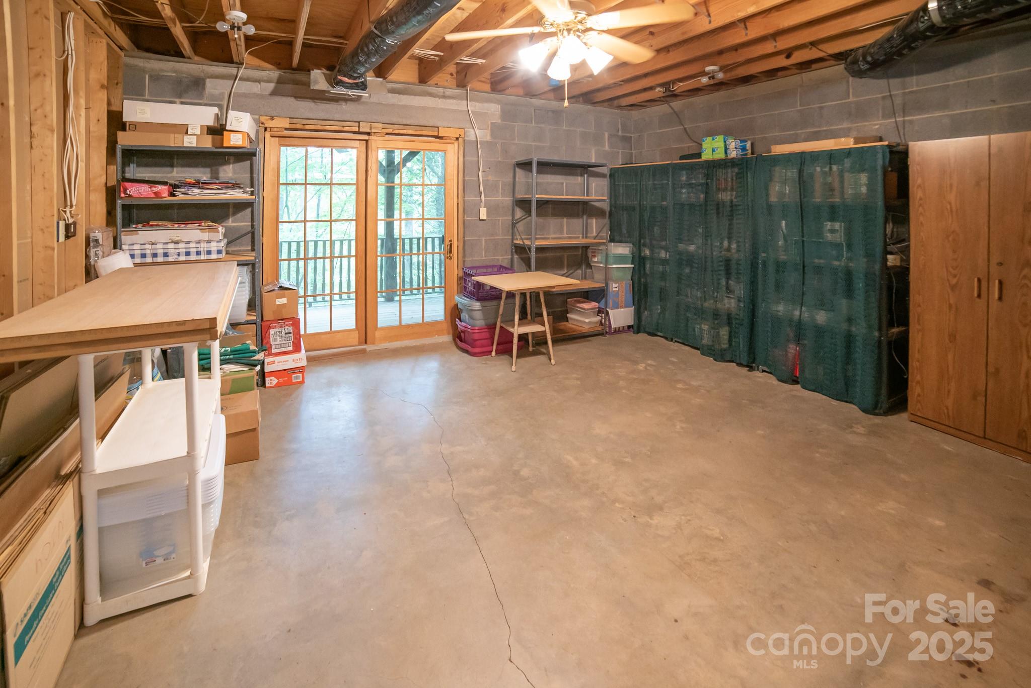 Lenoir, North Carolina 28645, United States, 3 Bedrooms Bedrooms, ,3 BathroomsBathrooms,Residential,Active,152786