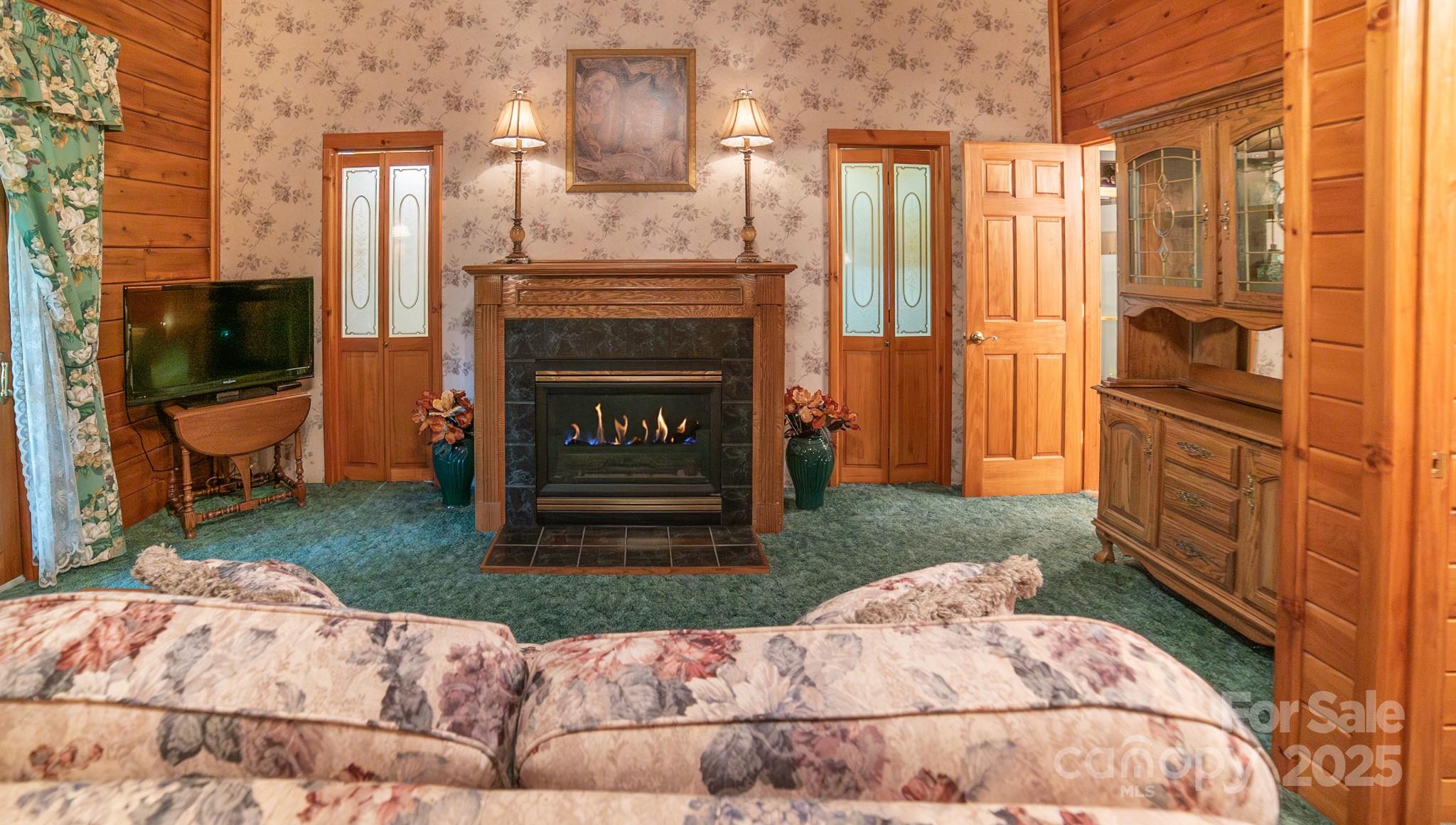 Lenoir, North Carolina 28645, United States, 3 Bedrooms Bedrooms, ,3 BathroomsBathrooms,Residential,Active,152786