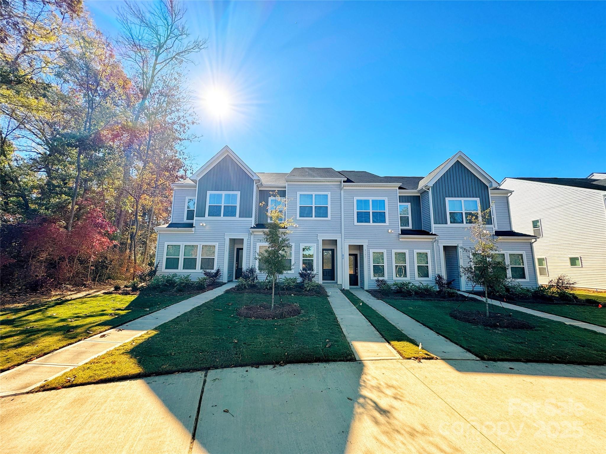 4750 Lakeview Road N 18