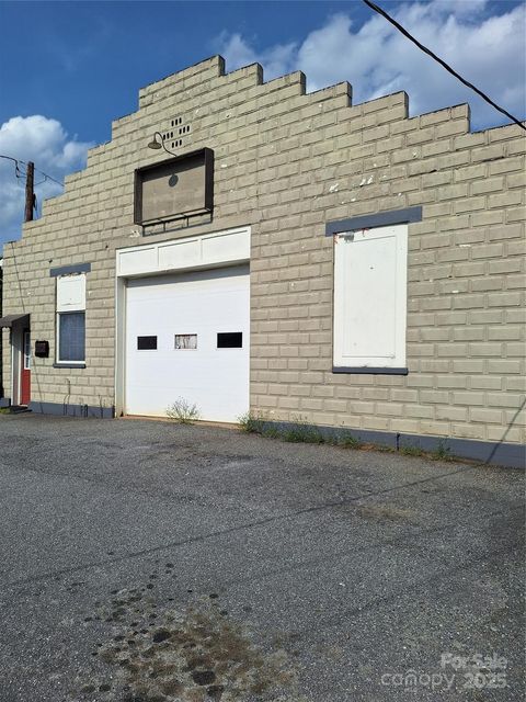 Photo of 3374 Harmony Highway, Harmony, NC 28634 (MLS # 4259651)