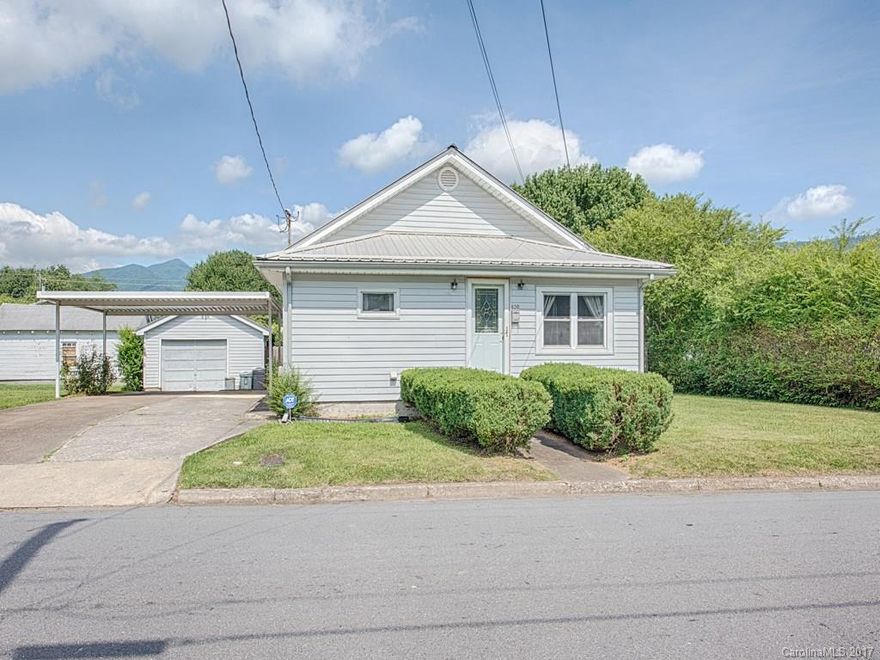 An open and shut case on value!  In town location making for desirable locale.  Level yard with garden spot for all your favorite flowers and vegetables.  Sip on lemonade while relaxing pool side.  Beautiful mountain view included.