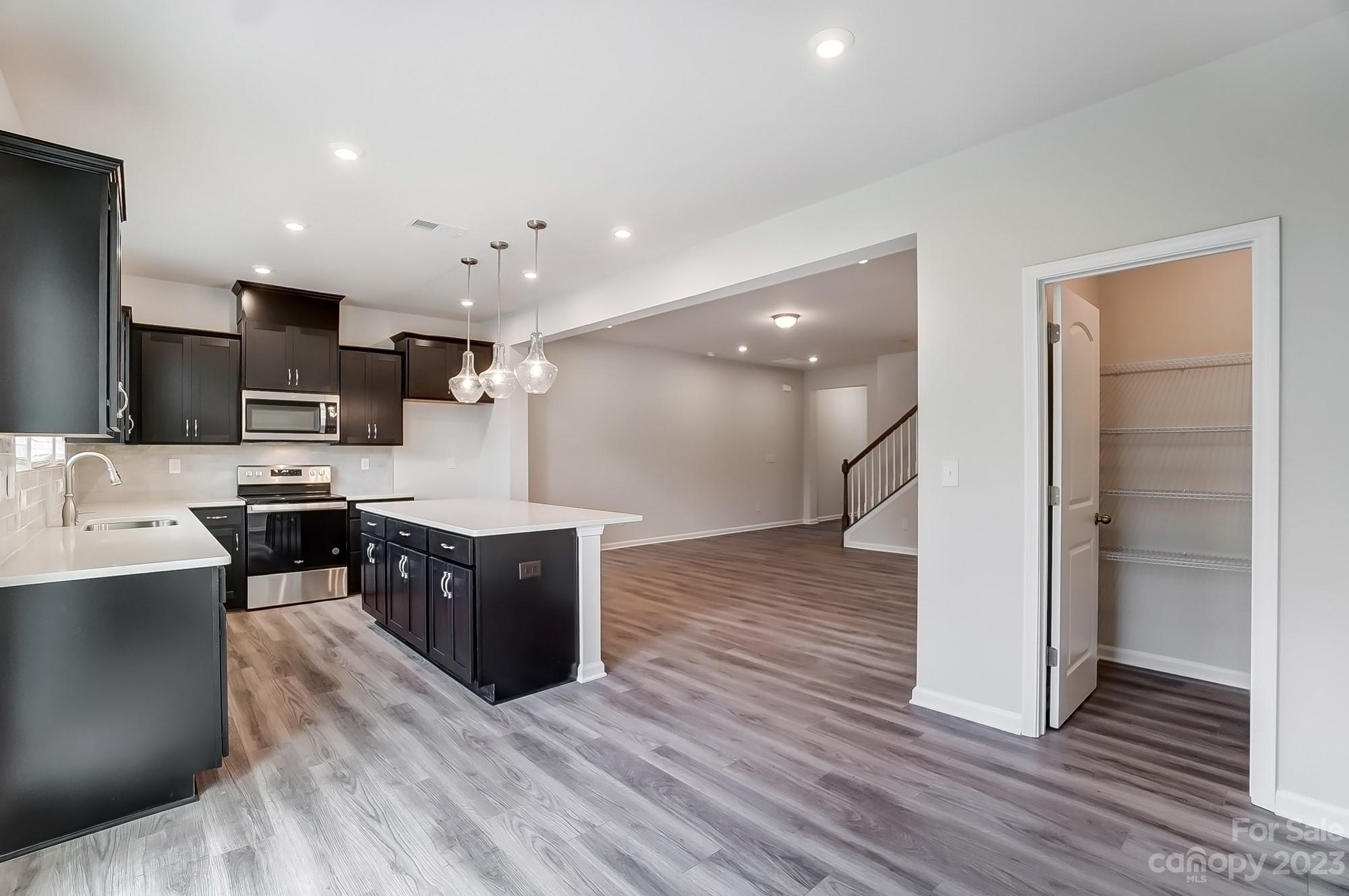 Porters Row - Residential