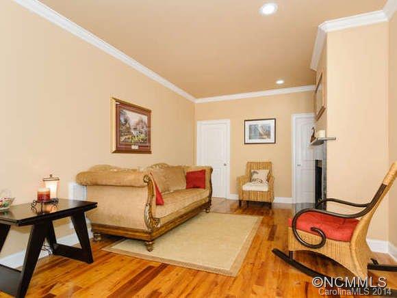 Brook View Estates - Residential