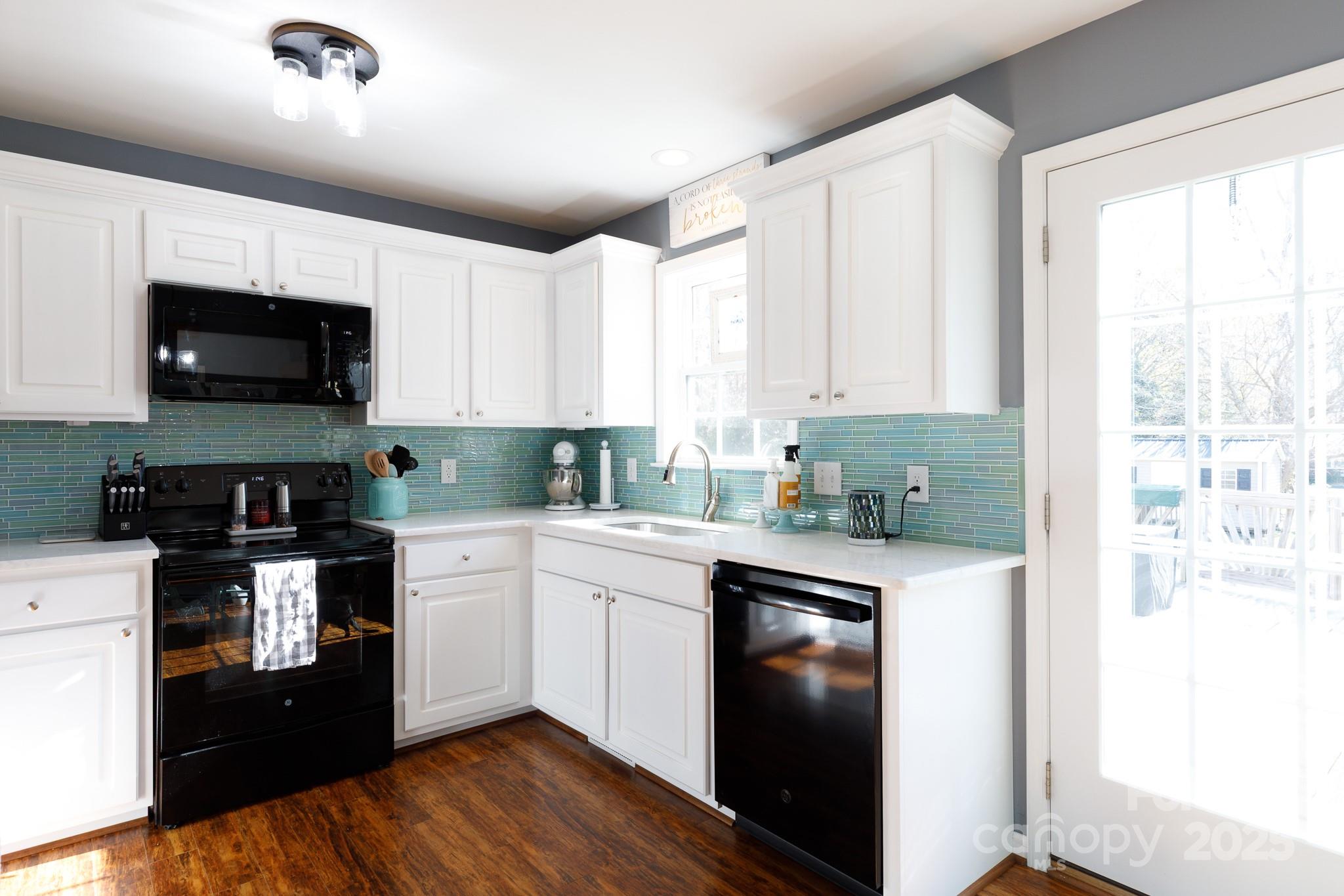 Lincoln Estates - Residential