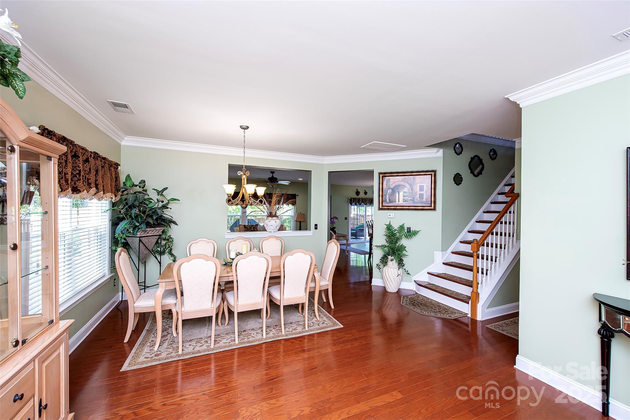 English Trails - Residential