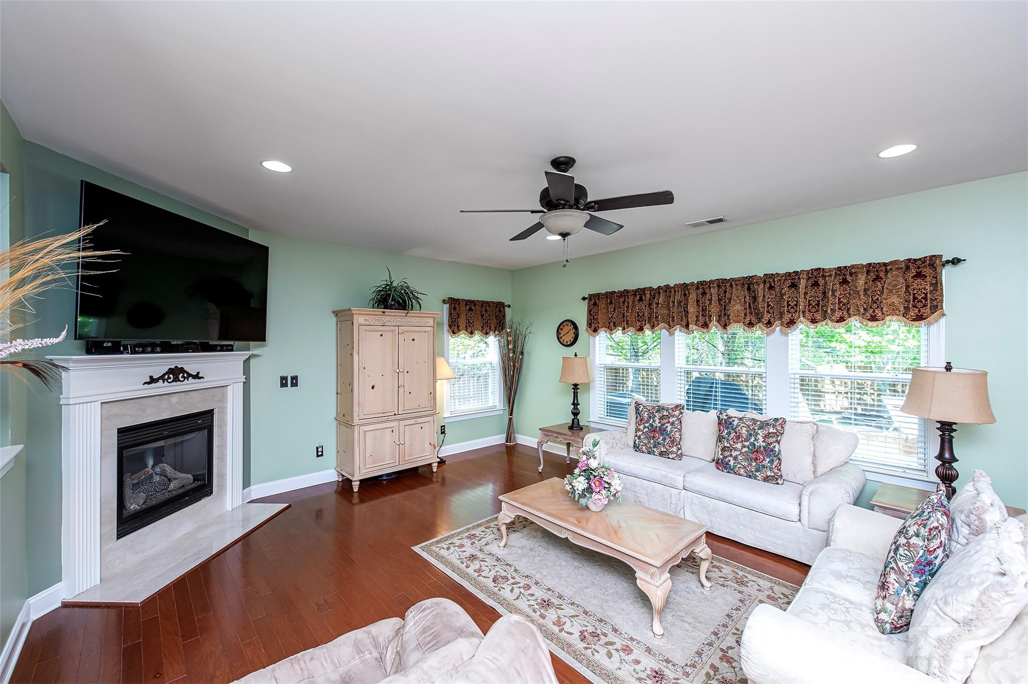 English Trails - Residential