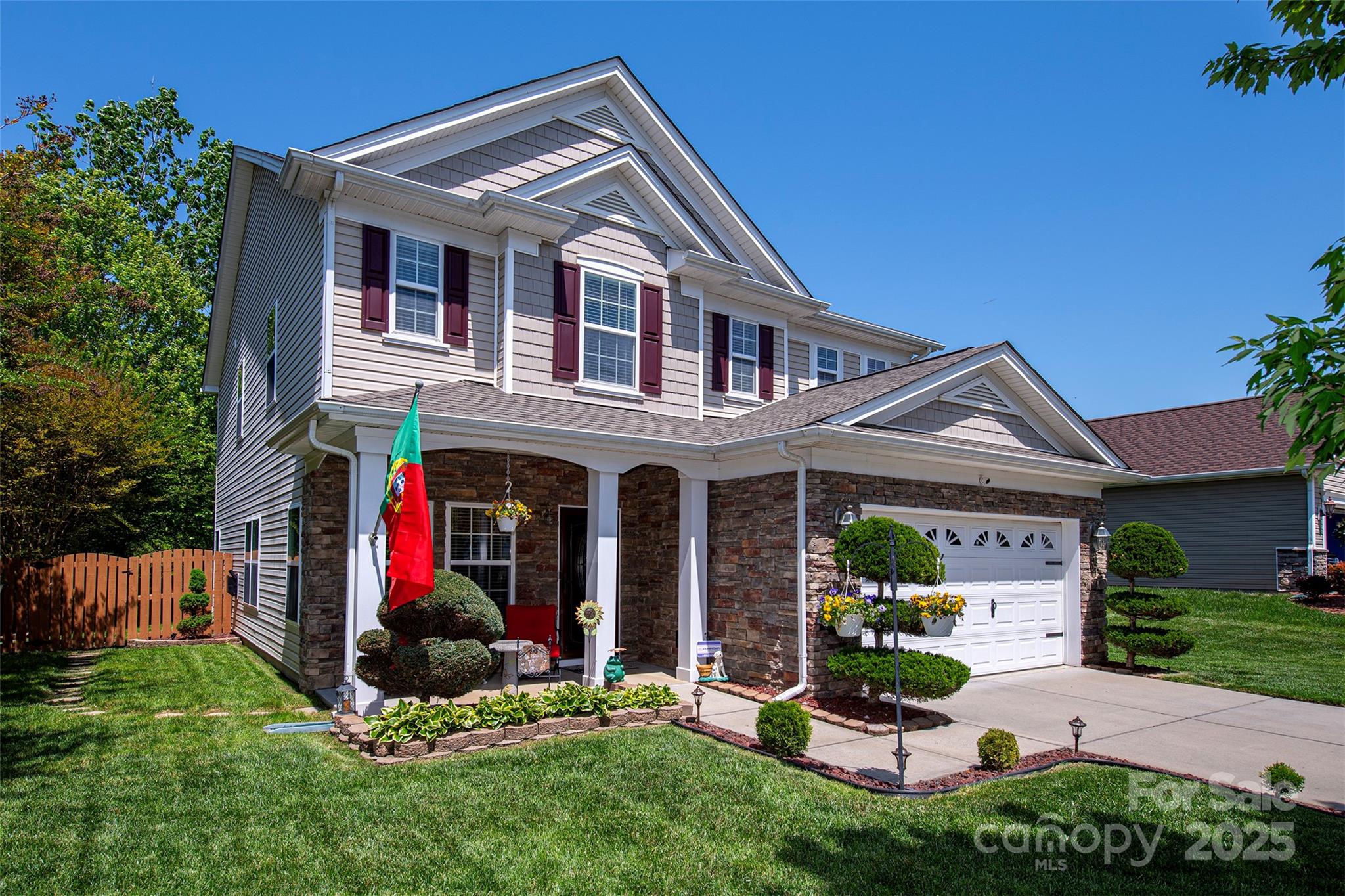 English Trails - Residential