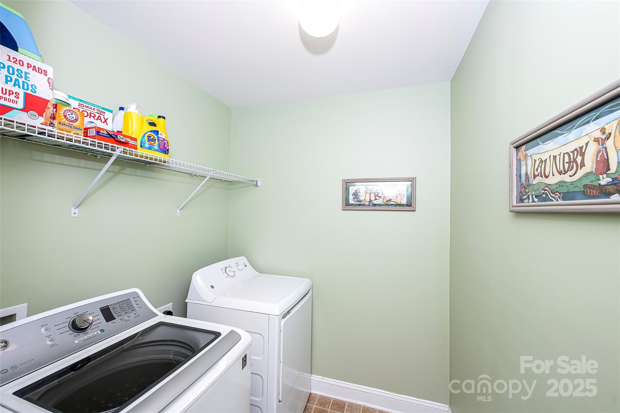 English Trails - Residential