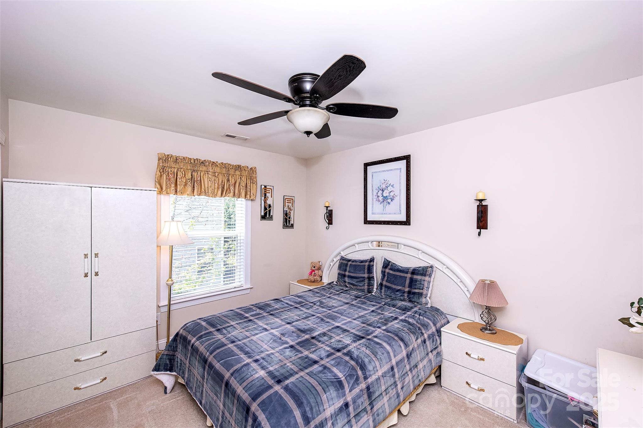 English Trails - Residential