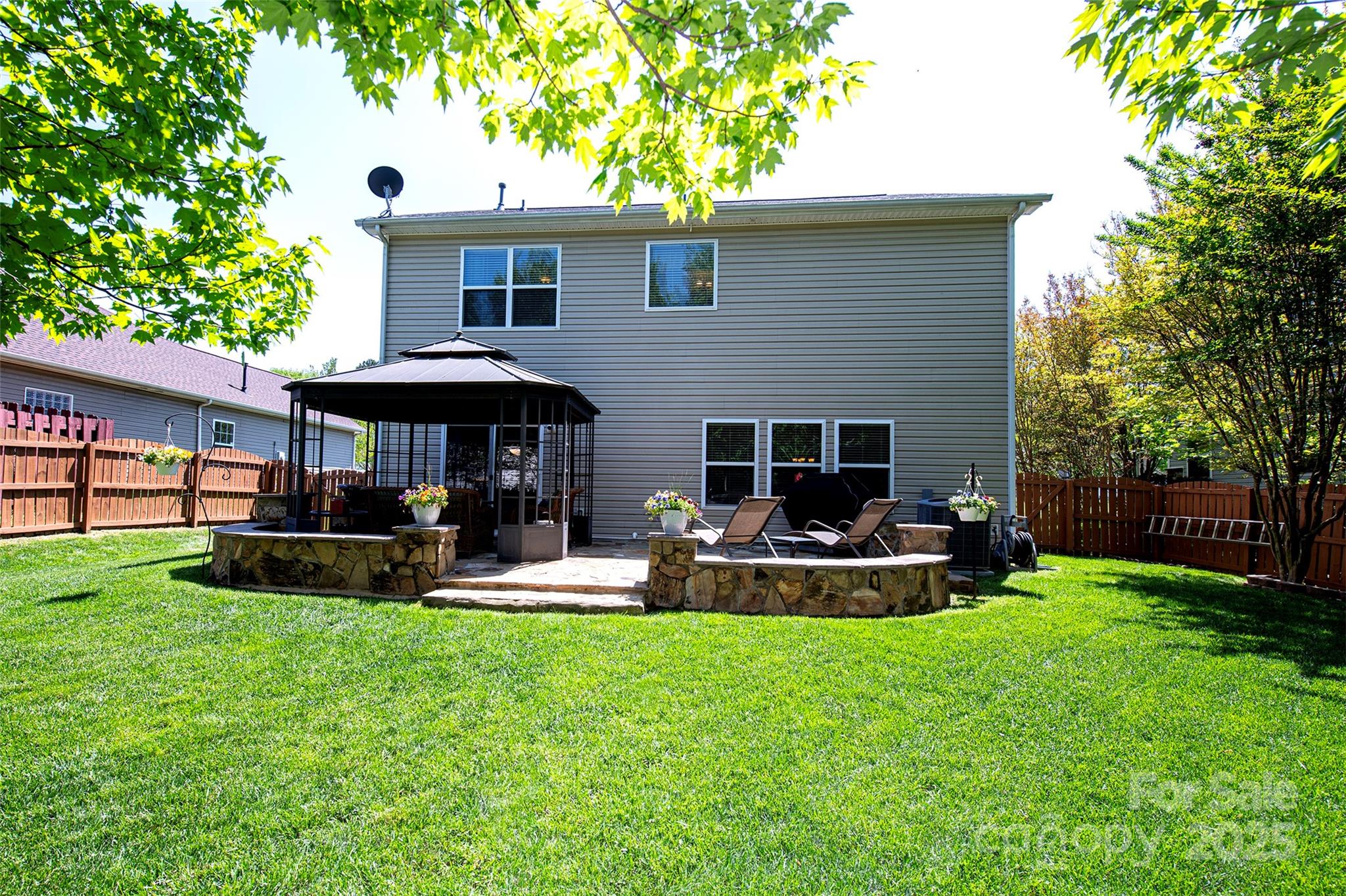 English Trails - Residential