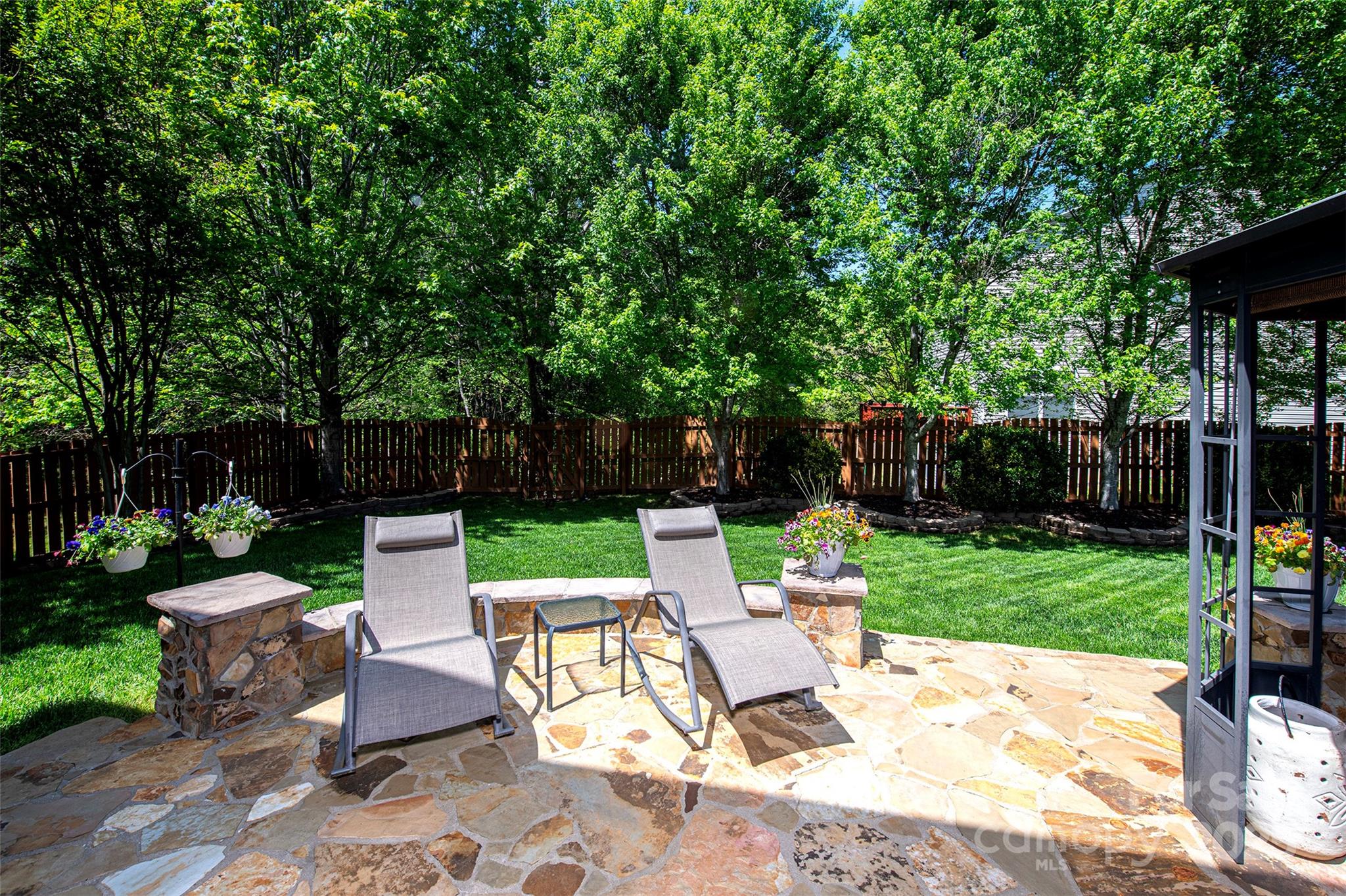 English Trails - Residential