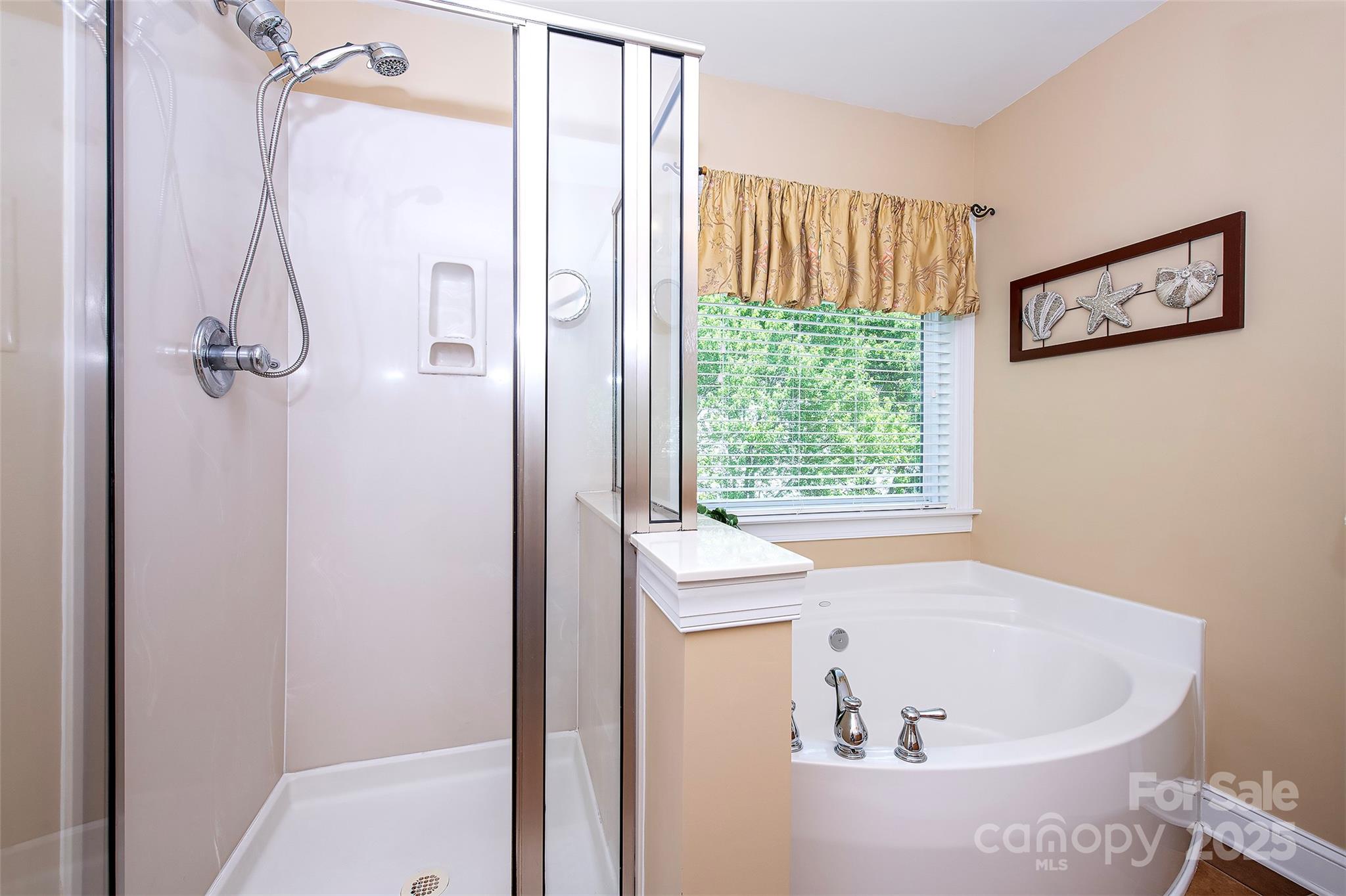 English Trails - Residential