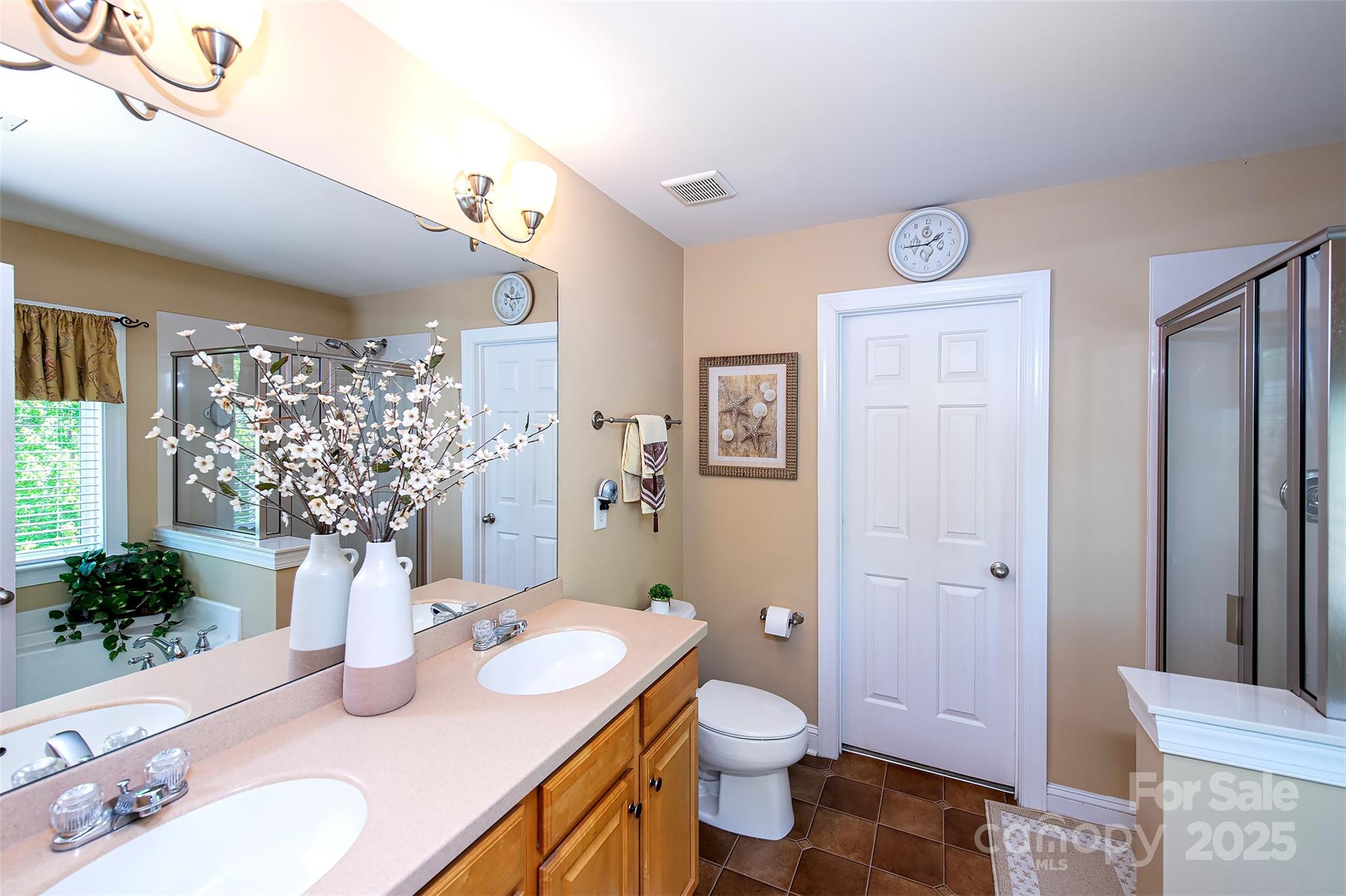 English Trails - Residential