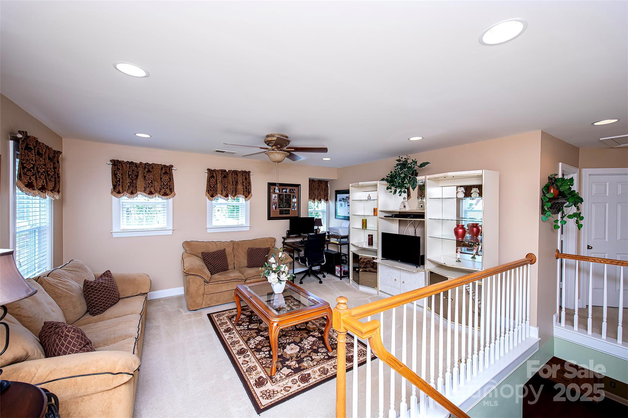 English Trails - Residential