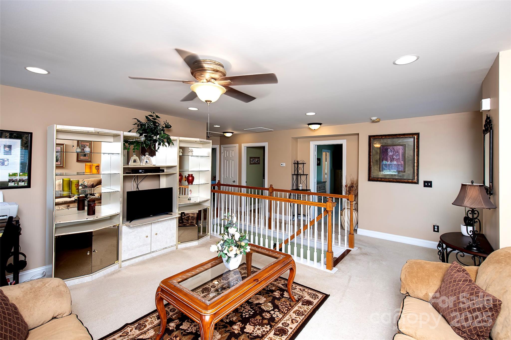 English Trails - Residential