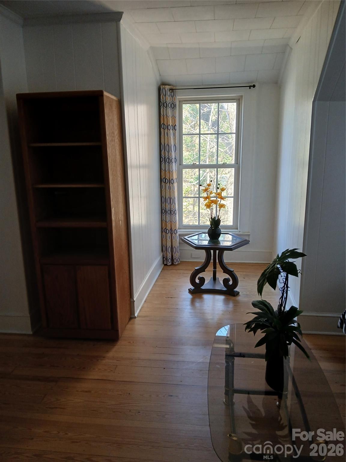 282 W Mountain Street